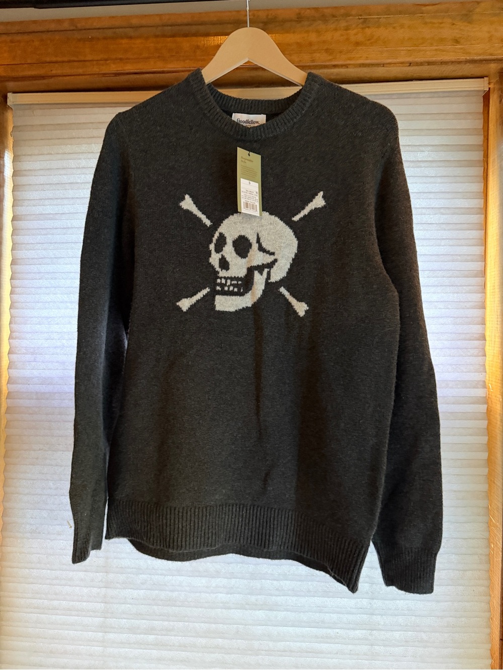 Goodfellow Men's Dark Gray Skull Crewneck Sweater S 0217